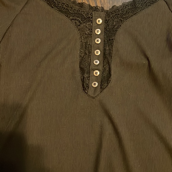 SHEIN off the shoulder lace detail shirt - Picture 4 of 4